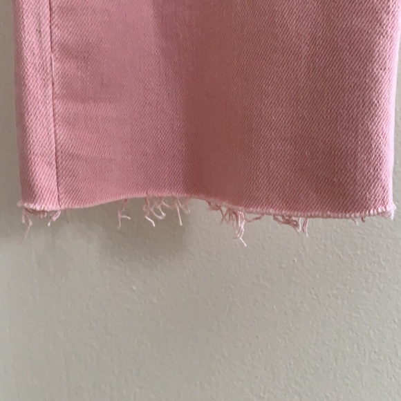 GAP Cropped, Straight Pink Jeans - Picture 5 of 5